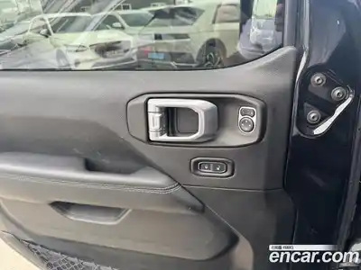 Jeep Wrangler 2020 2.0 гидро в Москве № 1838460, миниатюра 9
