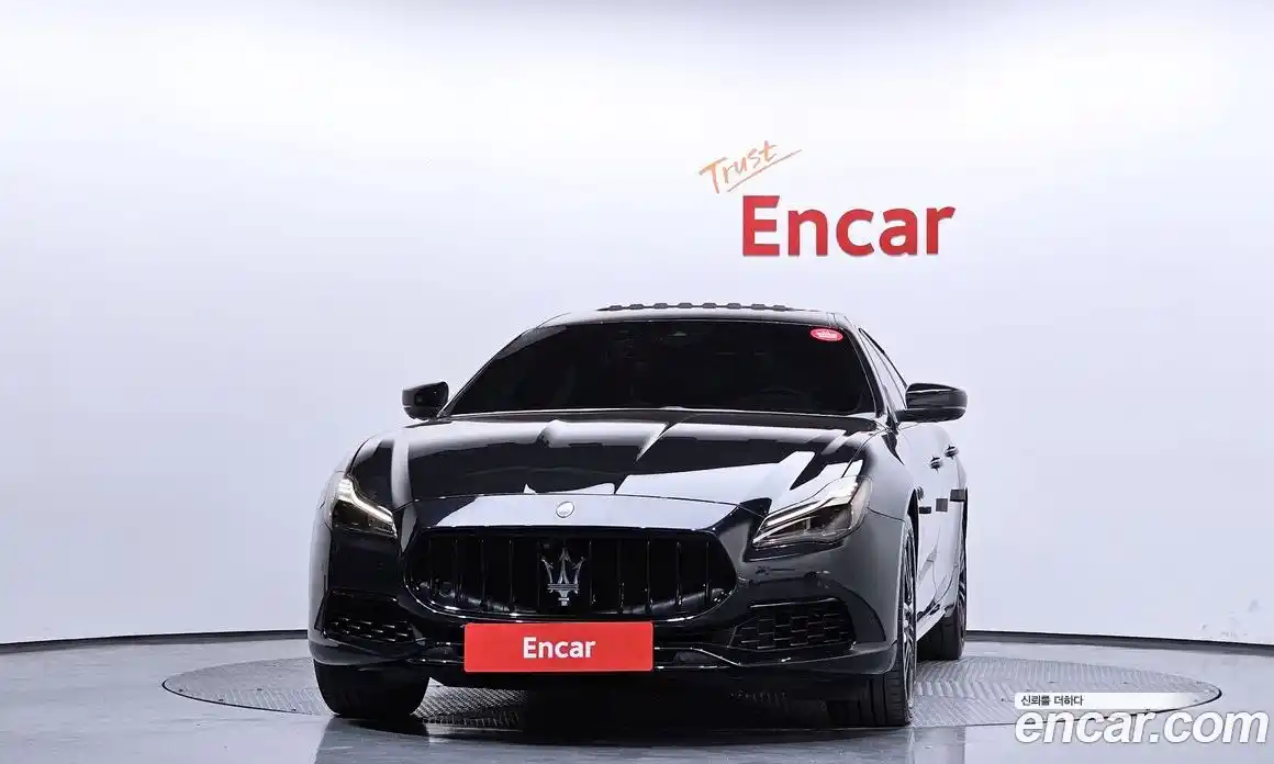 Maserati Quattroporte 2018 3.0 гидро, фото 3