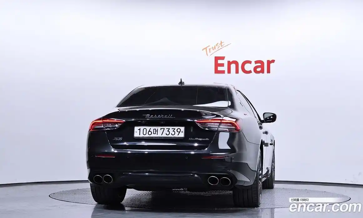 Maserati Quattroporte 2018 3.0 гидро, фото 4