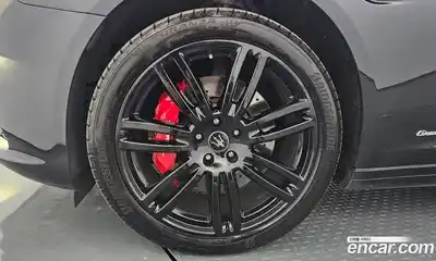 Maserati Quattroporte 2018 3.0 гидро, миниатюра 5