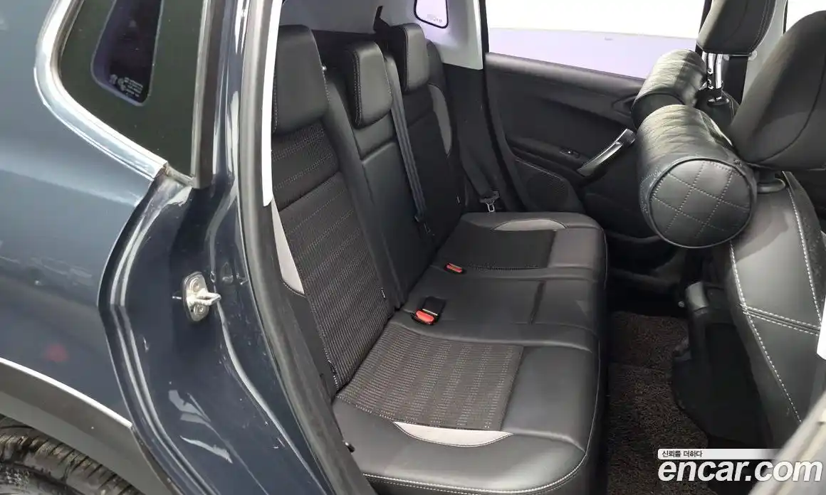 Peugeot 2008 2019 1.5 гидро в Москве, фото 17