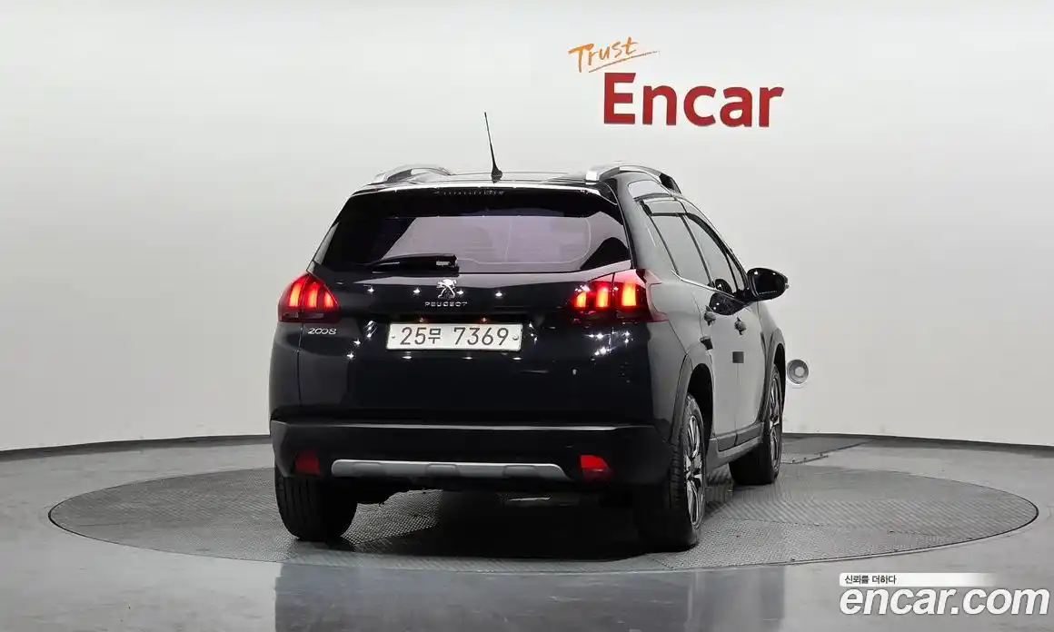 Peugeot 2008 2019 1.5 гидро в Москве, фото 4