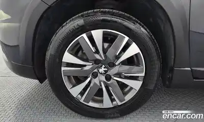 Peugeot 2008 2019 1.5 гидро в Москве, миниатюра 5