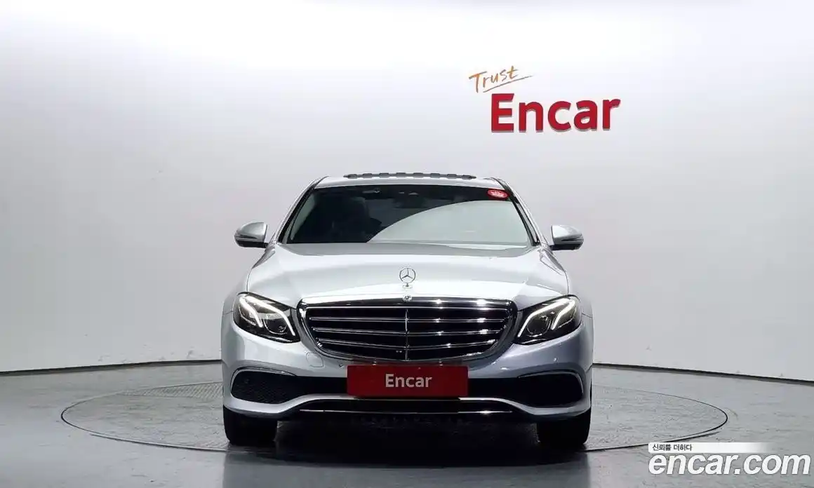 Mercedes-Benz E-Class 2018 2.0 гидро в Москве № 195162, фото 3