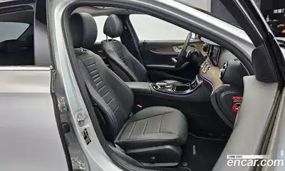 Mercedes-Benz E-Class 2018 2.0 гидро в Москве № 195162, миниатюра 10