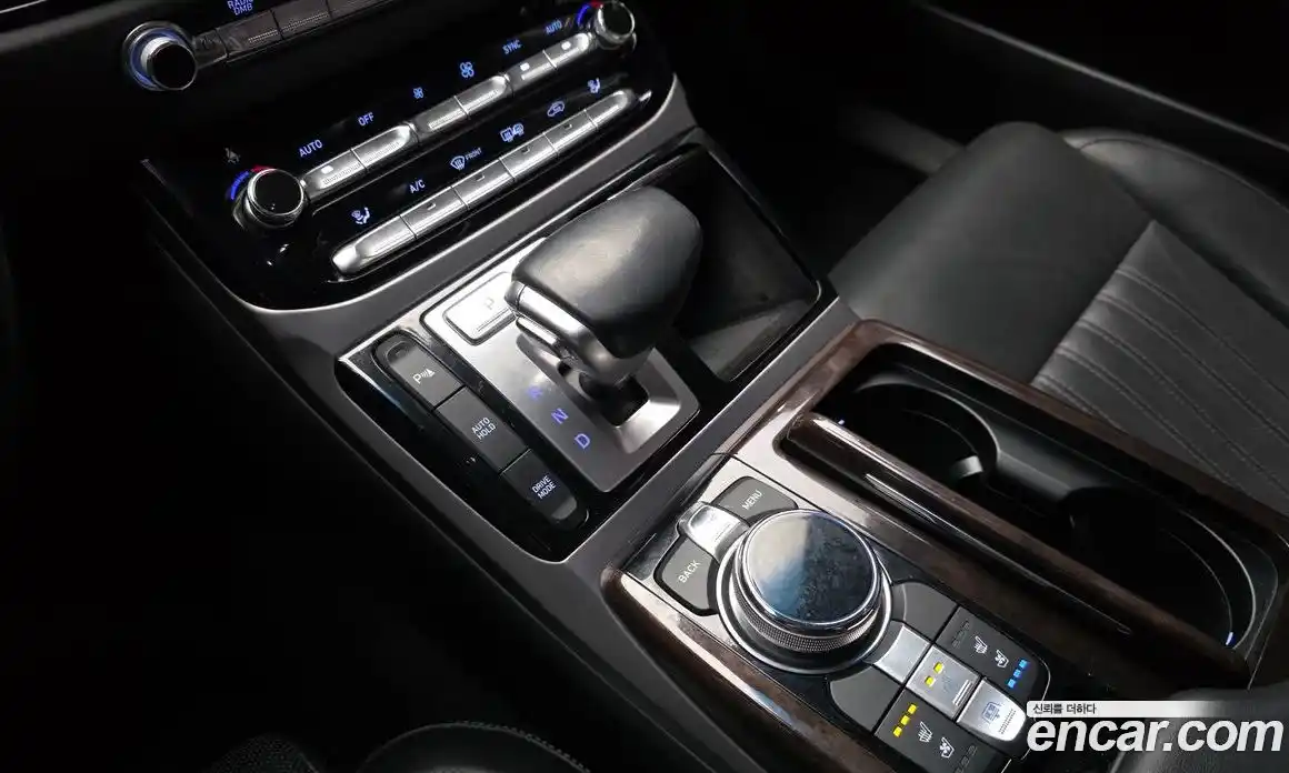 Genesis EQ900 2017 3.8 гидро в Москве № 27313, фото 9