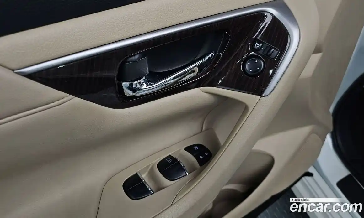 Nissan Altima 2016 2.5 гидро в Москве № 284975, фото 17