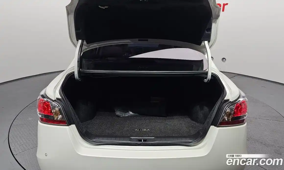 Nissan Altima 2016 2.5 гидро в Москве № 284975, фото 20