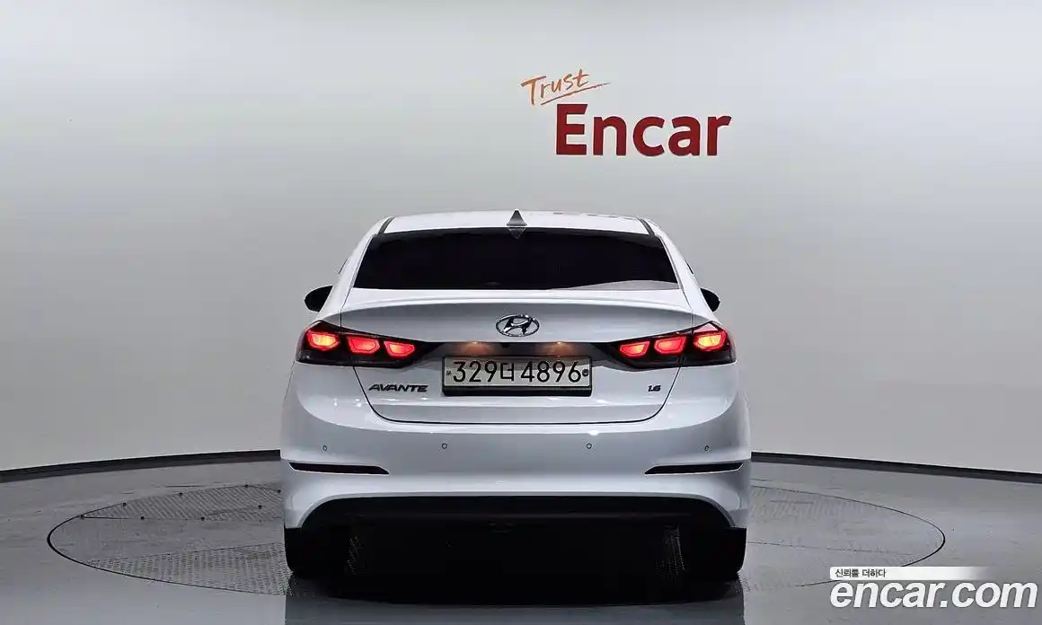 Hyundai Avante 2018 1.6 гидро в Москве № 5074, фото 4