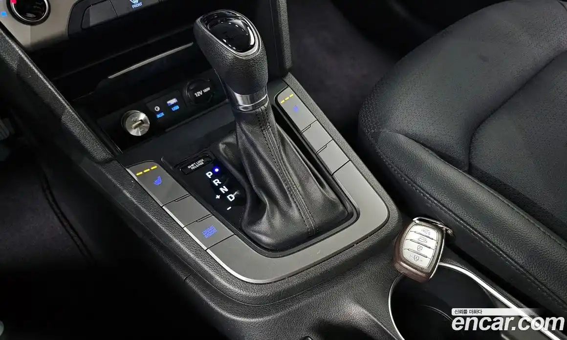 Hyundai Avante 2018 1.6 гидро в Москве № 5074, фото 9