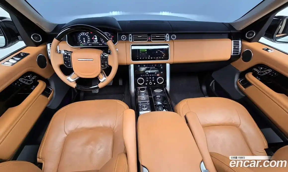 Land Rover Range-Rover 2018 4.4 гидро в Москве № 894752, фото 6