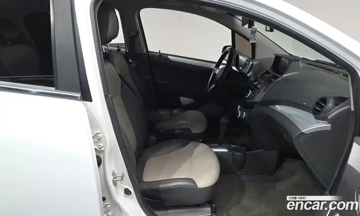 Chevrolet Spark 2012 1.0 гидро в Москве № 1246790, фото 15