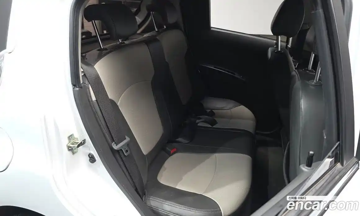 Chevrolet Spark 2012 1.0 гидро в Москве № 1246790, фото 16