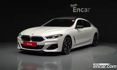 BMW 8-Series, 2022