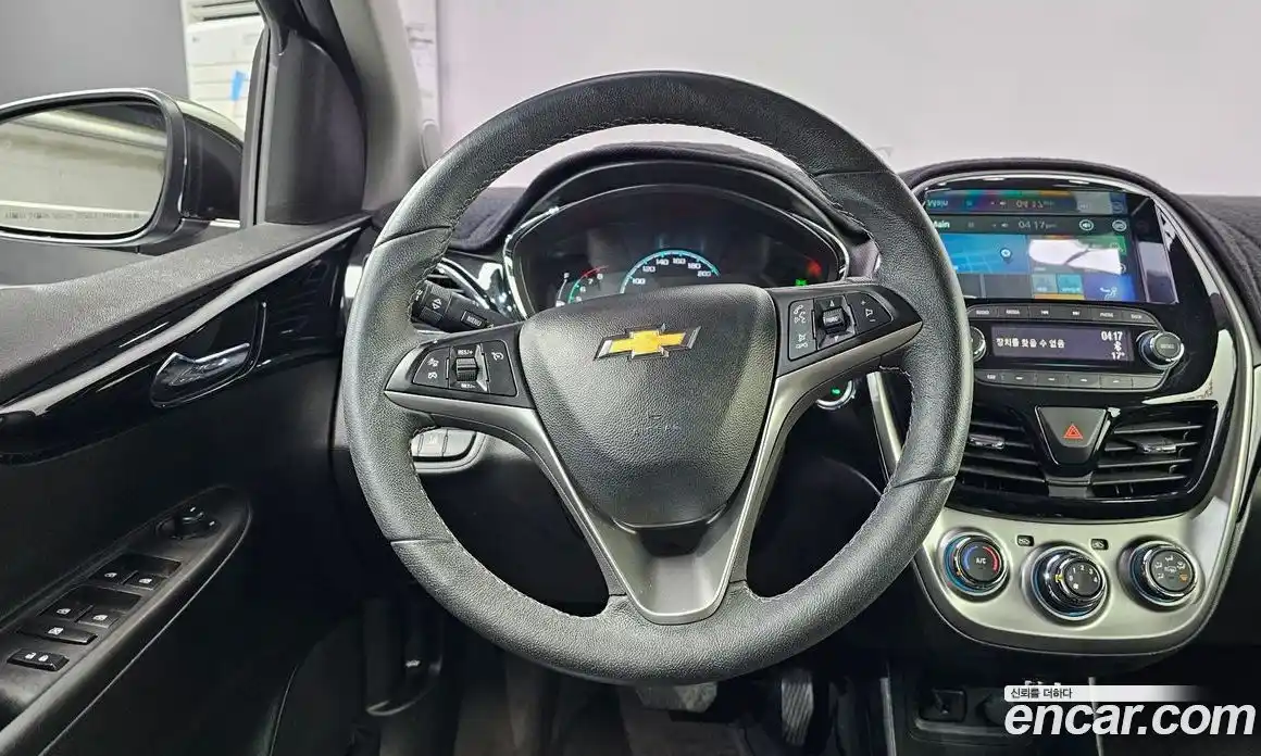 Chevrolet Spark 2016 1.0 гидро в Москве, фото 19