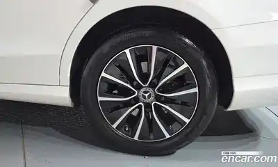 Mercedes-Benz C-Class 2020 2.0 гидро в Москве № 1322062, миниатюра 6