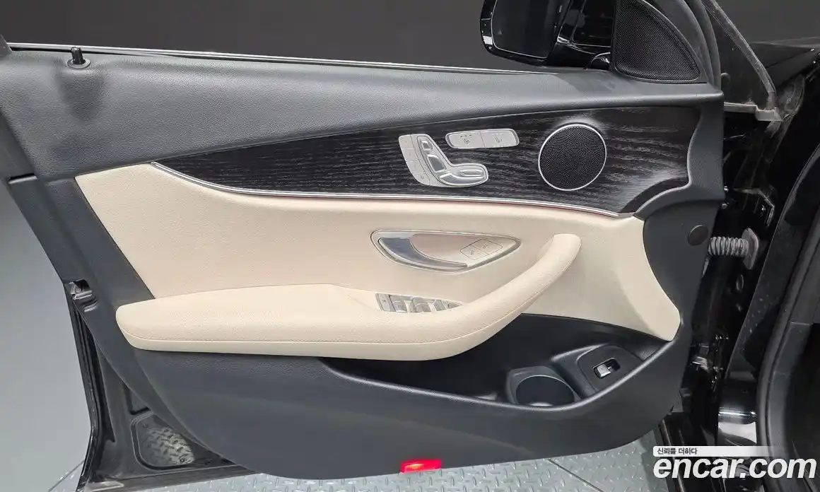 Mercedes-Benz E-Class 2022 2.0 гидро в Москве № 1322292, фото 14