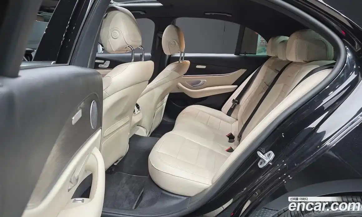 Mercedes-Benz E-Class 2022 2.0 гидро в Москве № 1322292, фото 17