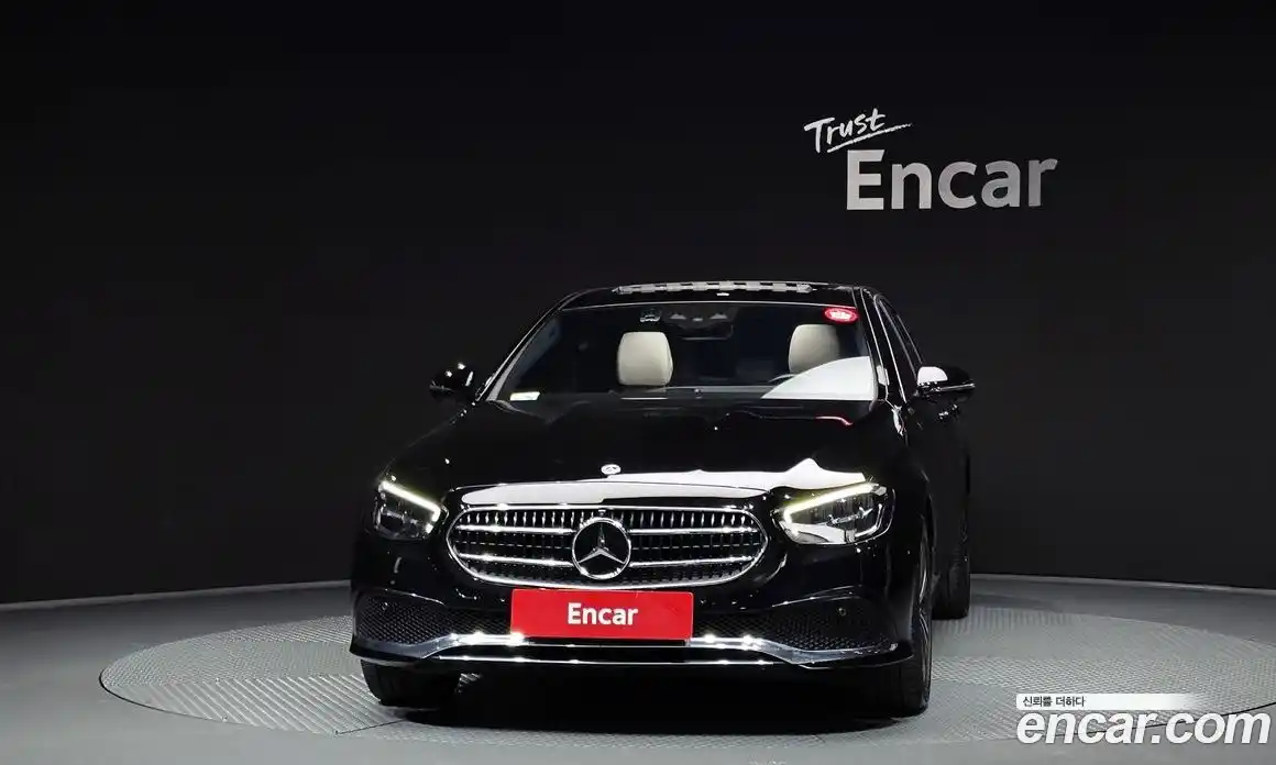 Mercedes-Benz E-Class 2022 2.0 гидро в Москве № 1322292, фото 3