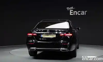Mercedes-Benz E-Class 2022 2.0 гидро в Москве № 1322292, миниатюра 4