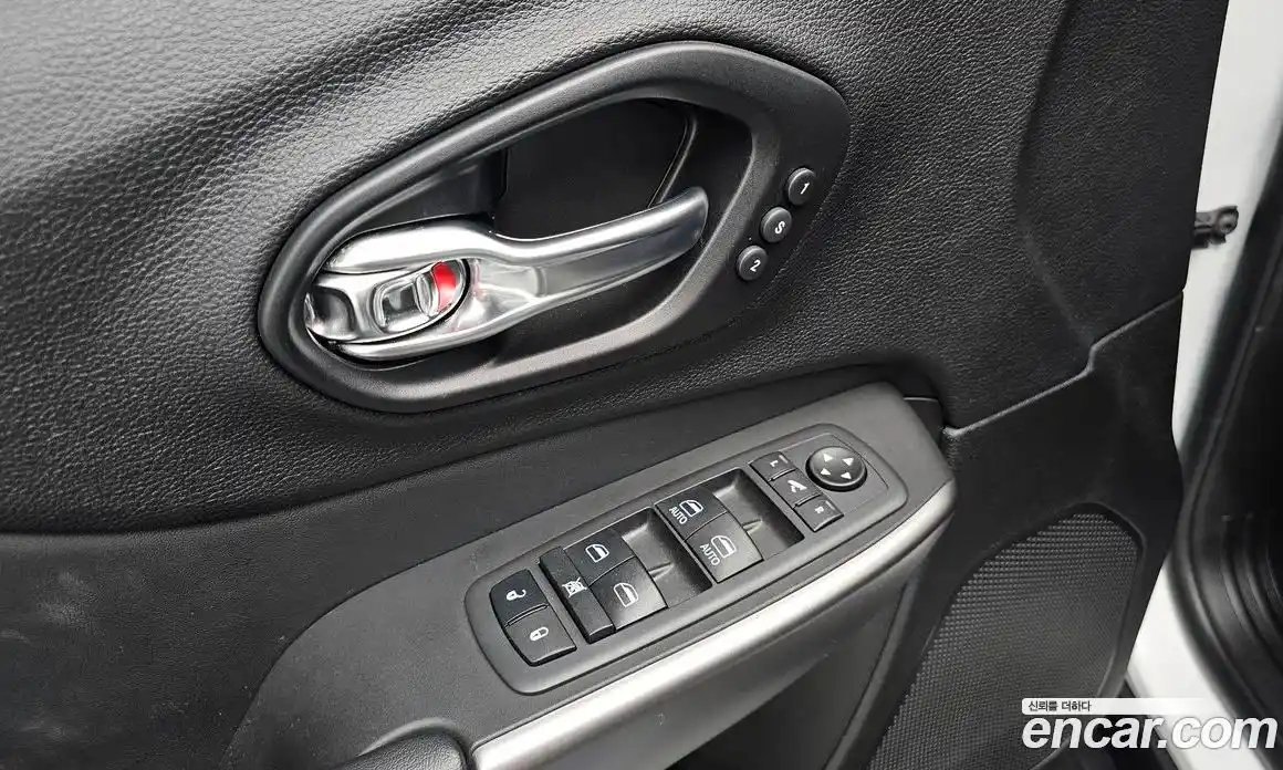 Jeep Cherokee 2021 2.4 гидро в Москве № 1323668, фото 30