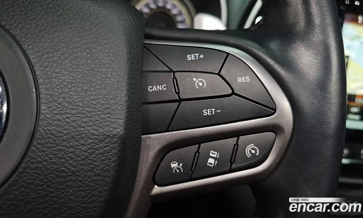 Jeep Cherokee 2021 2.4 гидро в Москве № 1323668, фото 32
