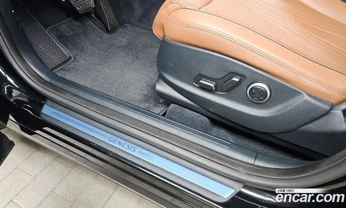 Genesis GV70 2025 2.5 гидро в Москве № 1343258, фото 30