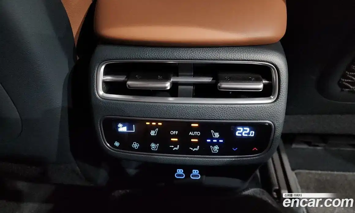 Genesis GV70 2025 2.5 гидро в Москве № 1343303, фото 31