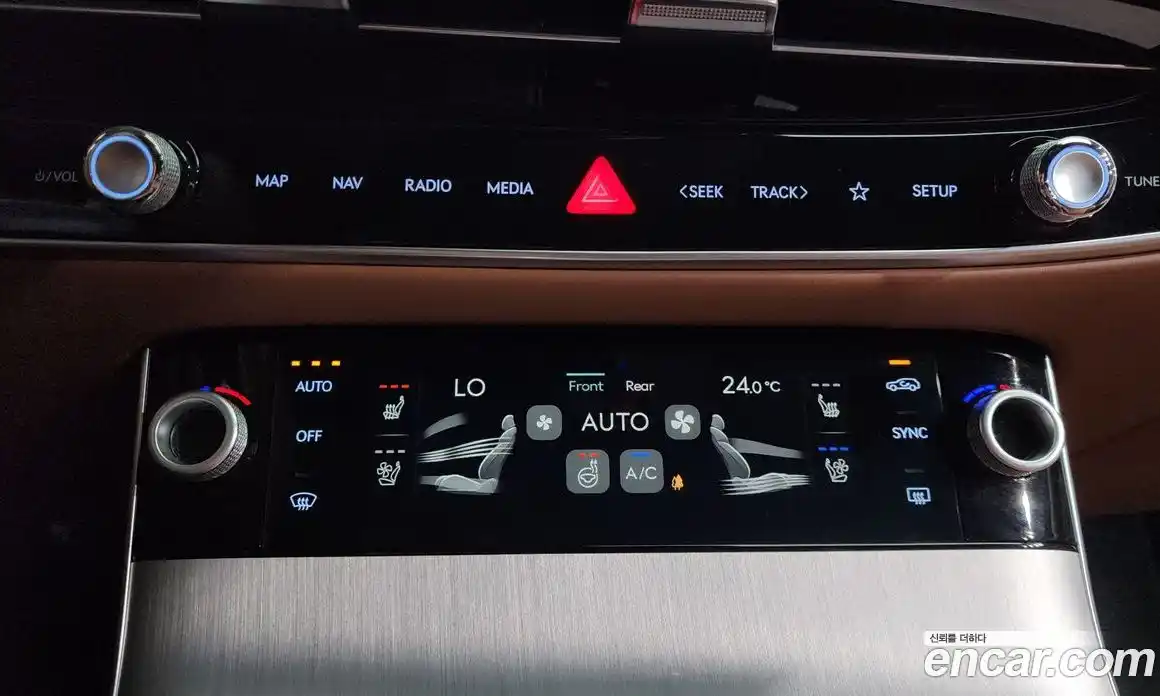 Genesis GV70 2025 2.5 гидро в Москве № 1343303, фото 33