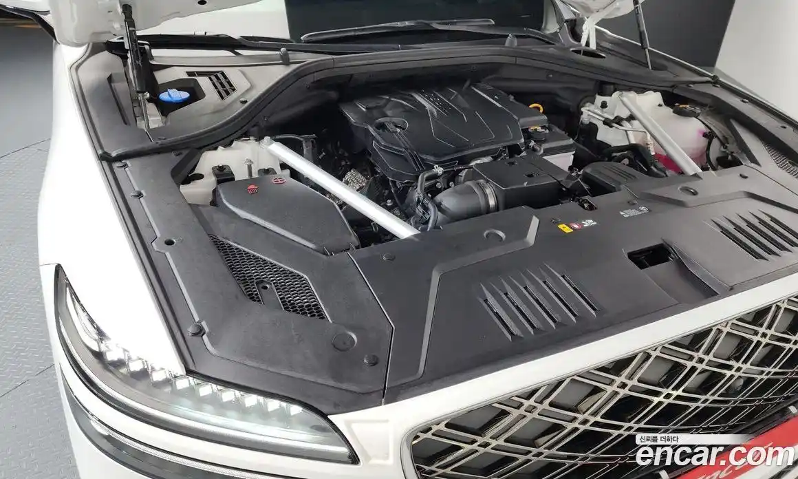 Genesis GV70 2025 2.5 гидро в Москве № 1343303, фото 6