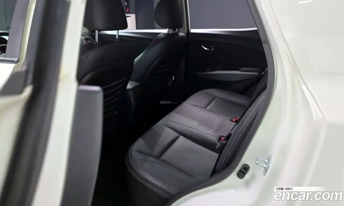 SsangYong TIBOLI 2017 1.6 гидро в Москве № 1343807, фото 17