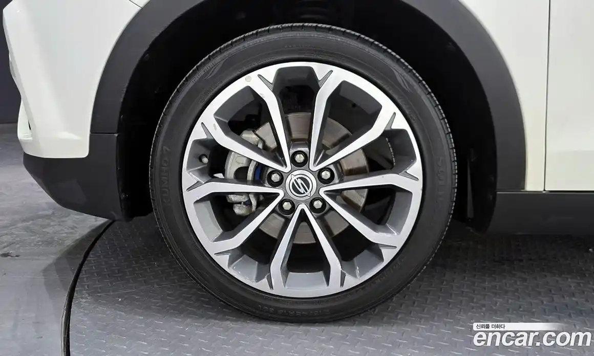 SsangYong TIBOLI 2017 1.6 гидро в Москве № 1343807, фото 4