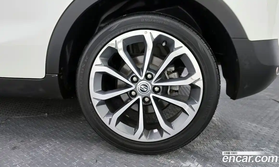 SsangYong TIBOLI 2017 1.6 гидро в Москве № 1343807, фото 6