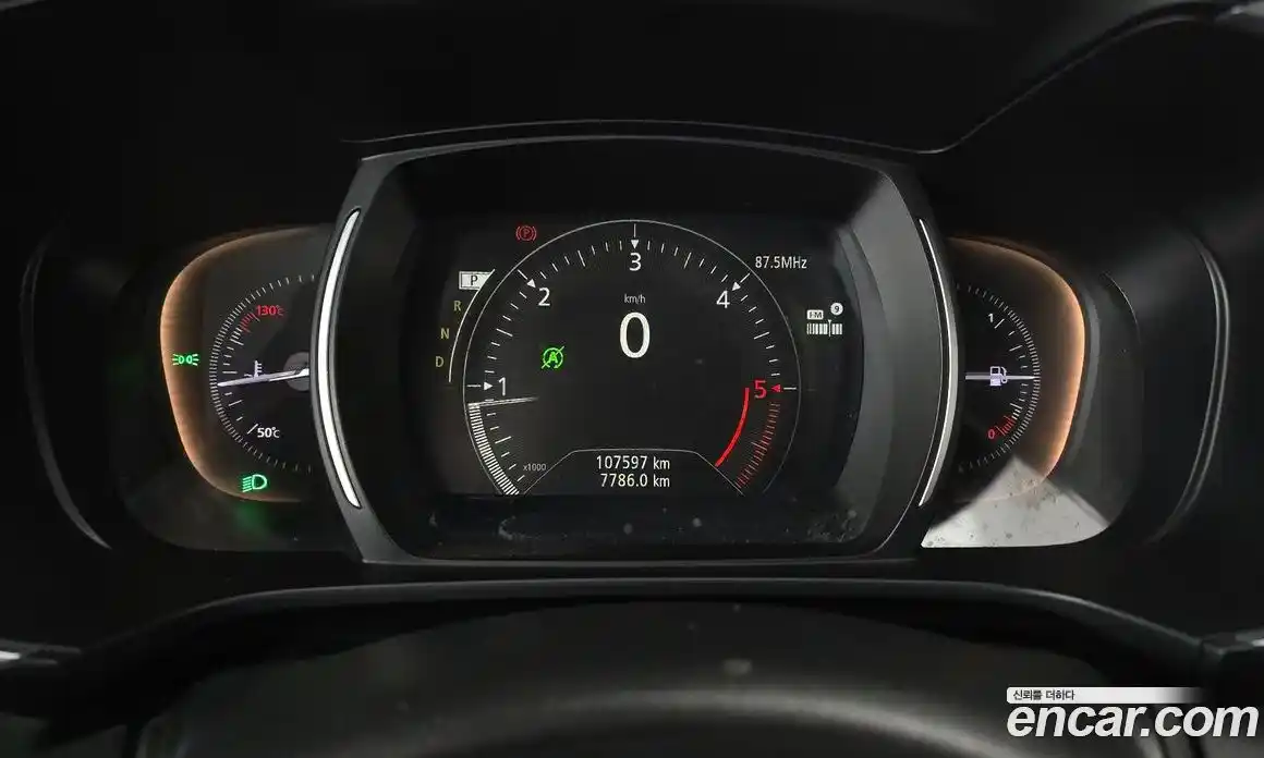 Renault QM6 2017 2.0 гидро в Москве № 1346375, фото 11