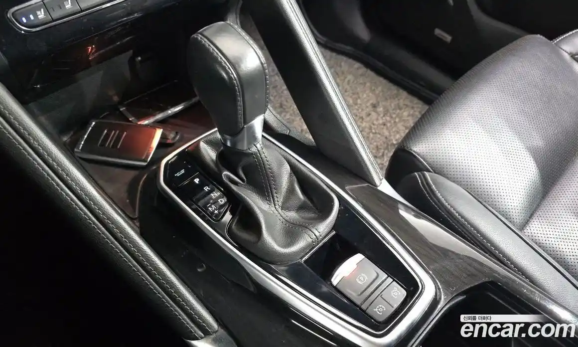 Renault QM6 2017 2.0 гидро в Москве № 1346375, фото 12