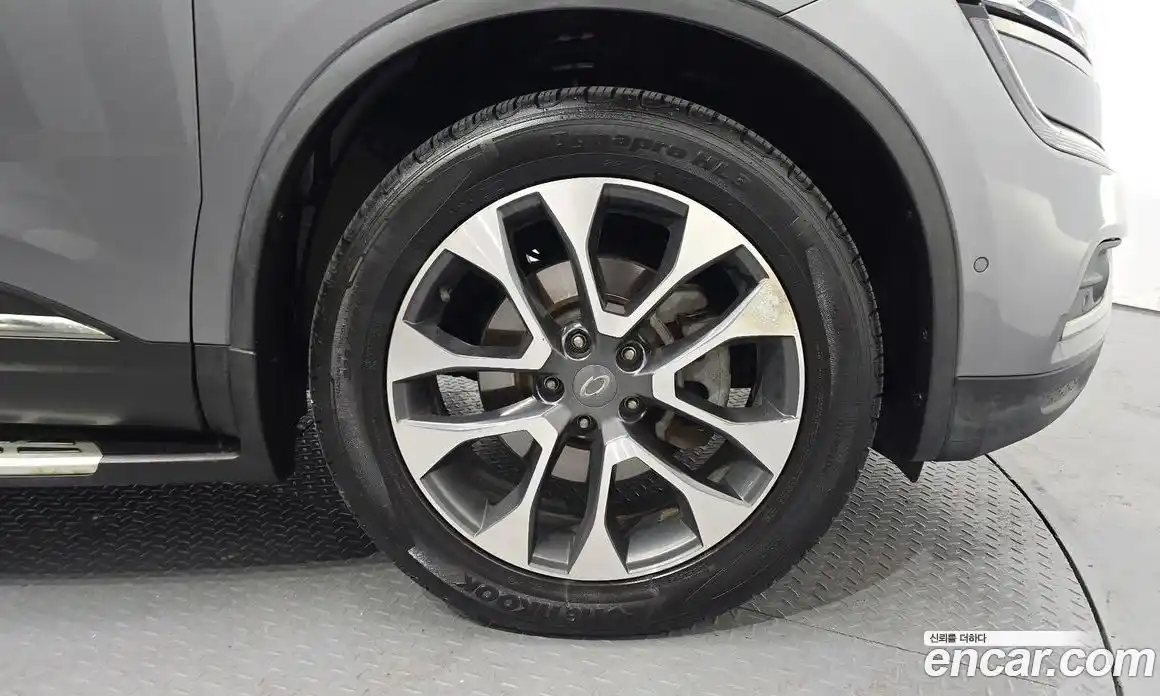 Renault QM6 2017 2.0 гидро в Москве № 1346375, фото 7