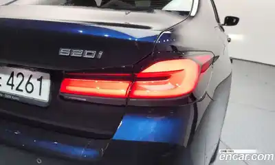 BMW 5-Series 2022 2.0 гидро в Москве № 1347358, миниатюра 9