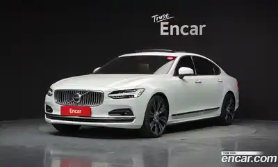 Volvo S90, 2023