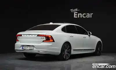 Volvo S90 2023 2.0 гидро в Москве № 1348763, миниатюра 2