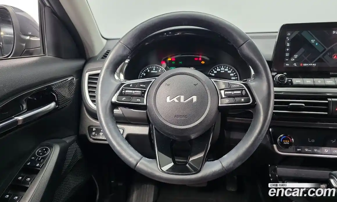 Kia Seltos 2022 1.6 гидро в Москве № 1399463, фото 19