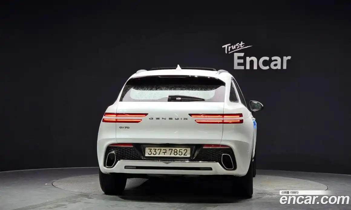Genesis GV70 2023 2.5 гидро в Москве № 1399736, фото 4
