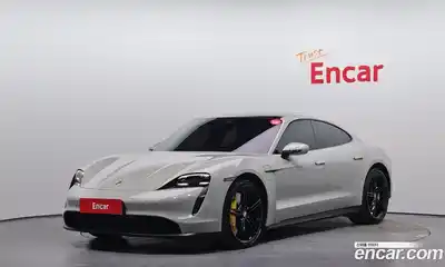 Porsche Taycan, 2020