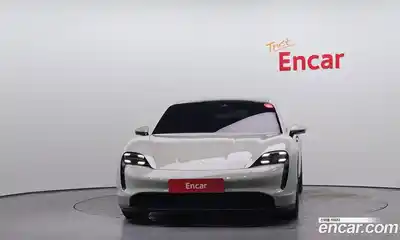 Porsche Taycan 2020 0.1 гидро в Москве № 1404829, миниатюра 3