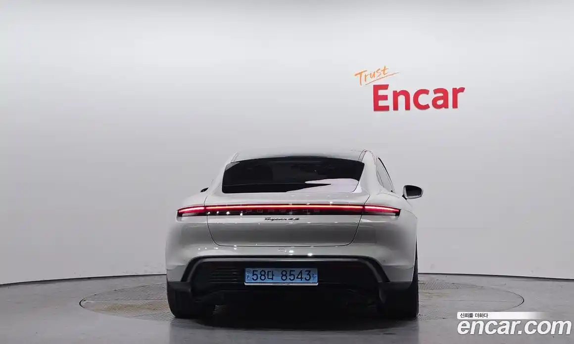 Porsche Taycan 2020 0.1 гидро в Москве № 1404829, фото 4