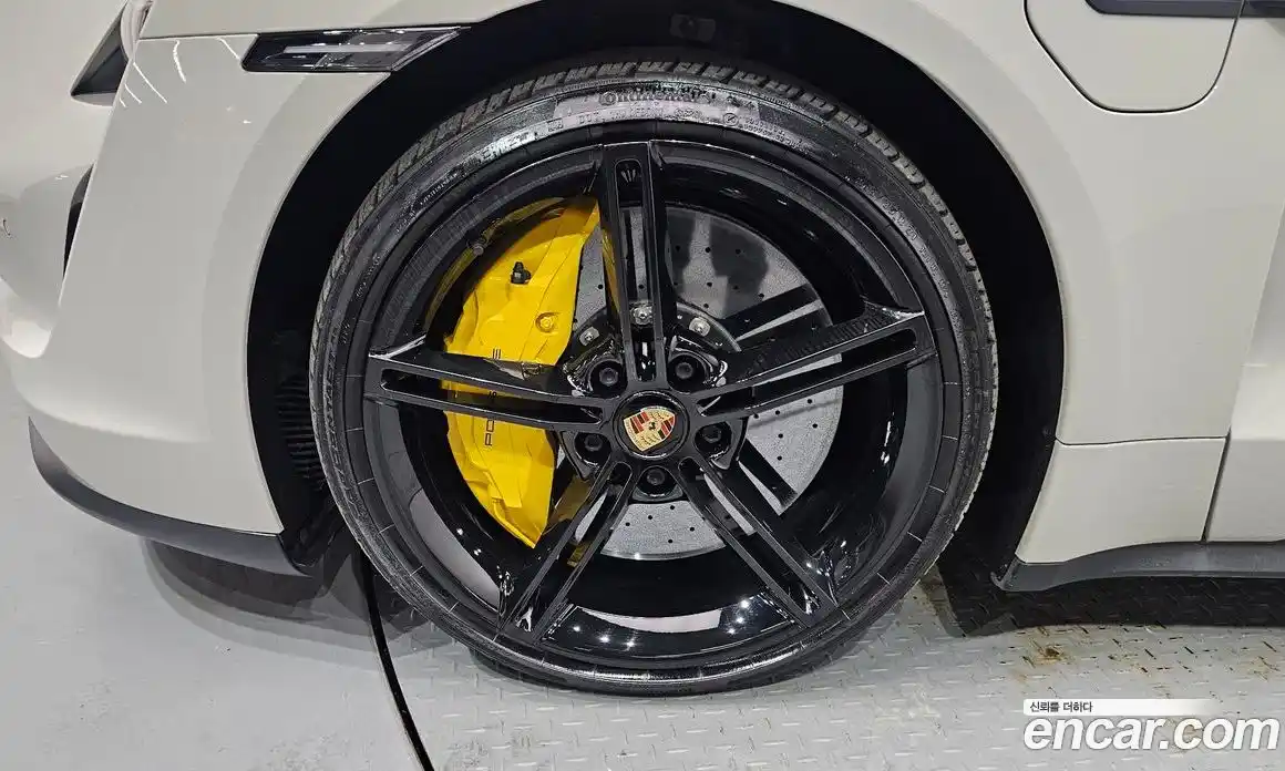 Porsche Taycan 2020 0.1 гидро в Москве № 1404829, фото 5