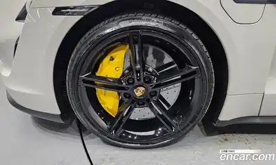 Porsche Taycan 2020 0.1 гидро в Москве № 1404829, миниатюра 5