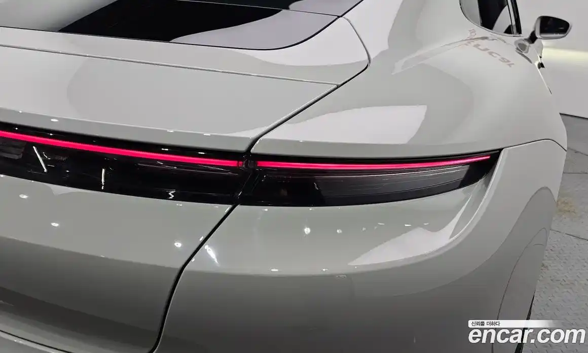 Porsche Taycan 2020 0.1 гидро в Москве № 1404829, фото 9