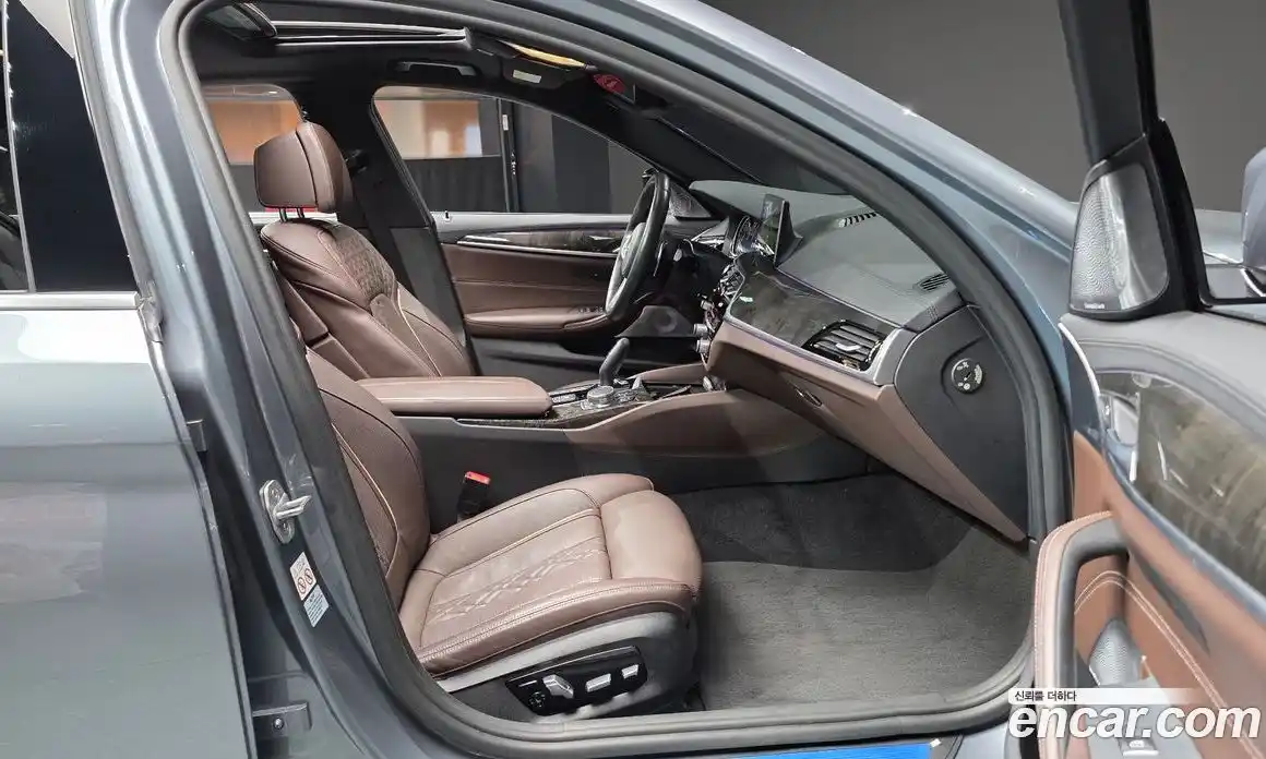 BMW 5-Series 2018 3.0 гидро в Москве № 1417574, фото 18