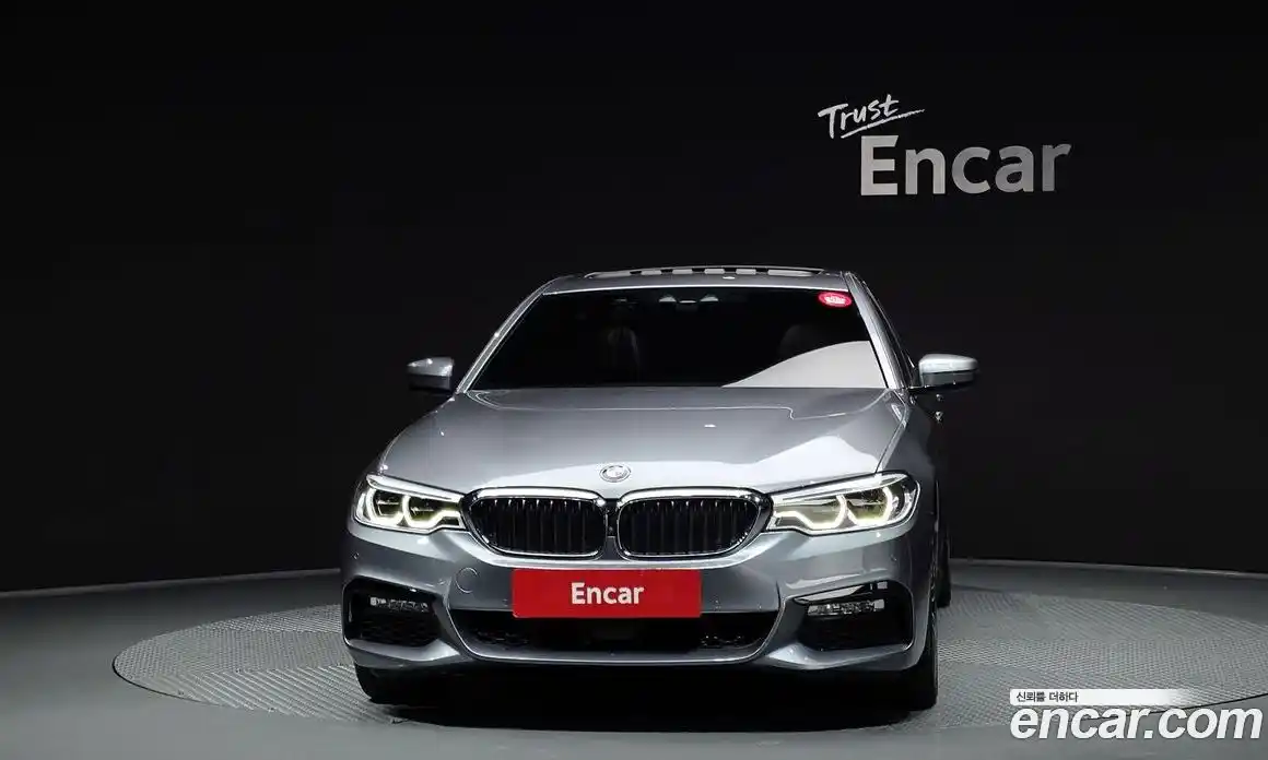 BMW 5-Series 2018 3.0 гидро в Москве № 1417574, фото 3