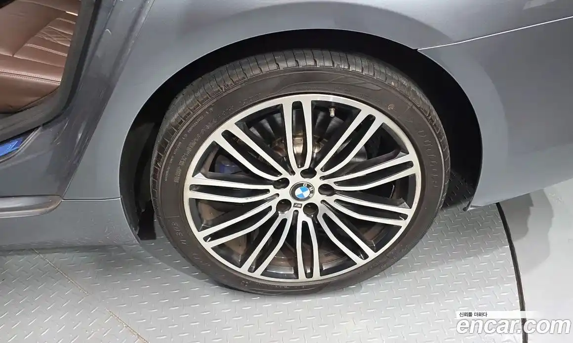 BMW 5-Series 2018 3.0 гидро в Москве № 1417574, фото 7